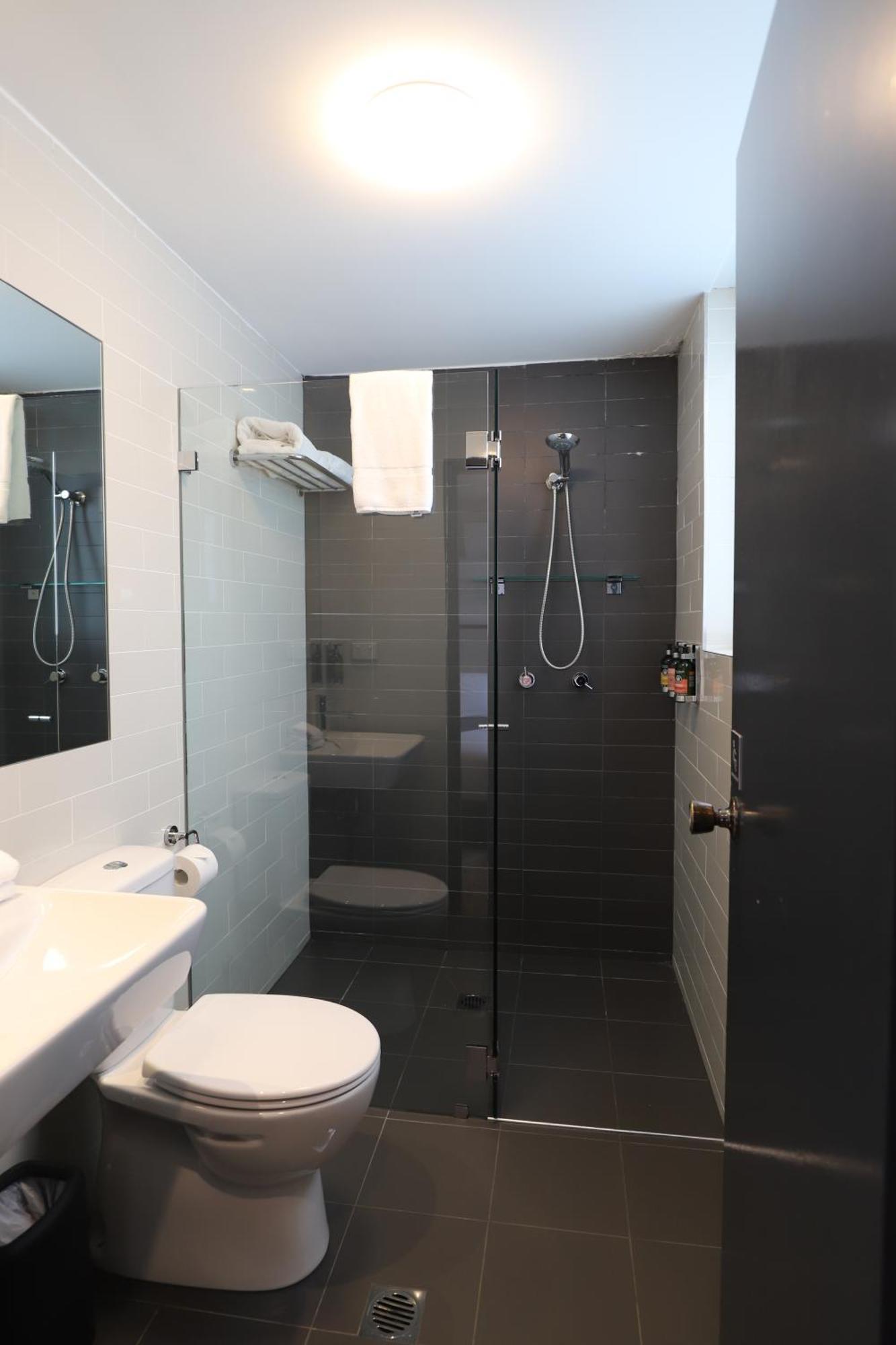 Haven Glebe Hotel